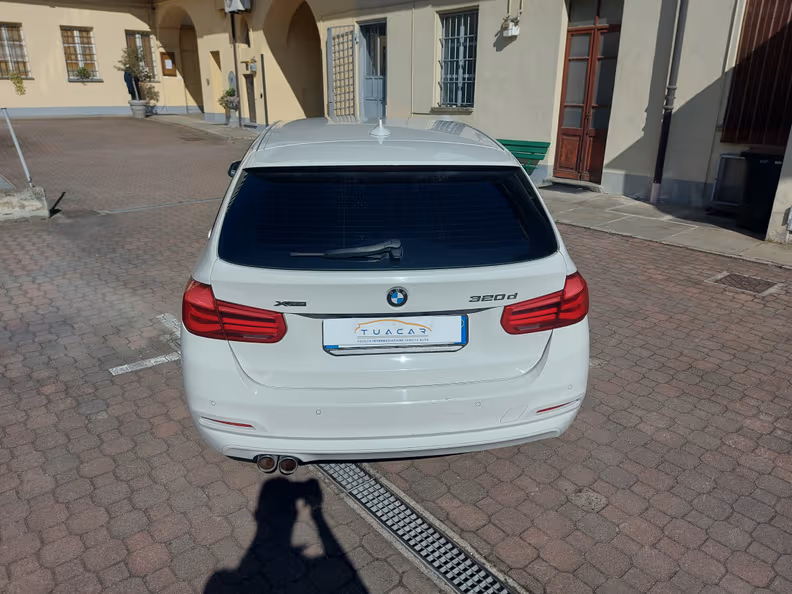 BMW 3 series - 6
