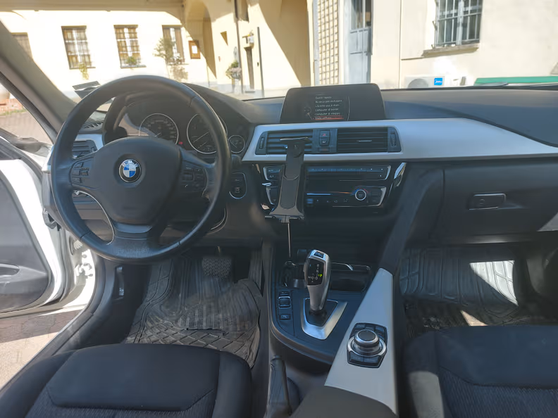 BMW 3 series - 24