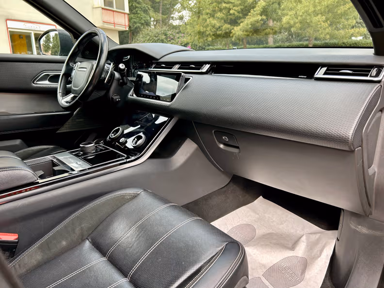 Land Rover Range Rover Velar - 17