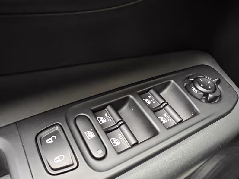 Jeep Renegade - 21