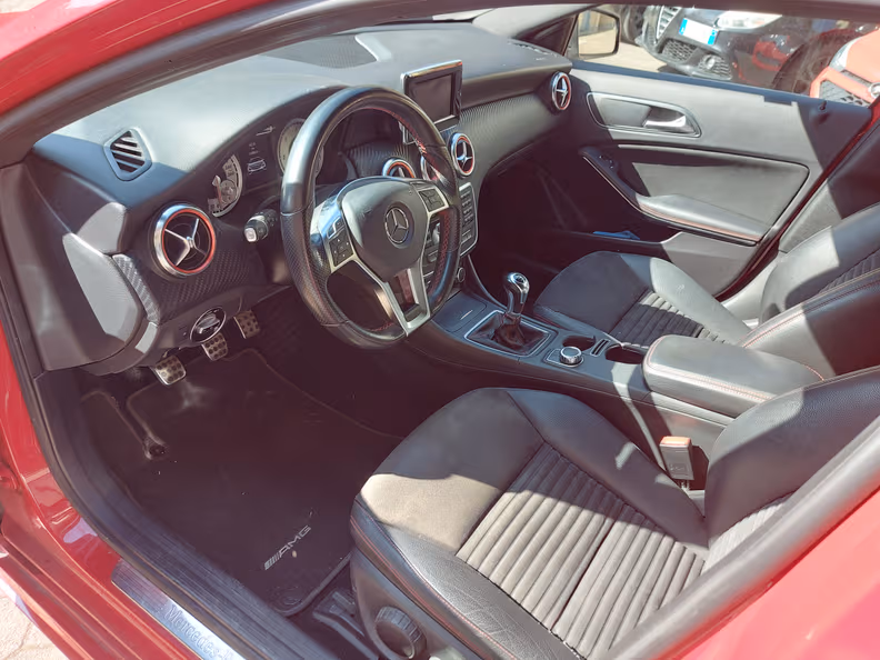 Mercedes-Benz A-Class - 11