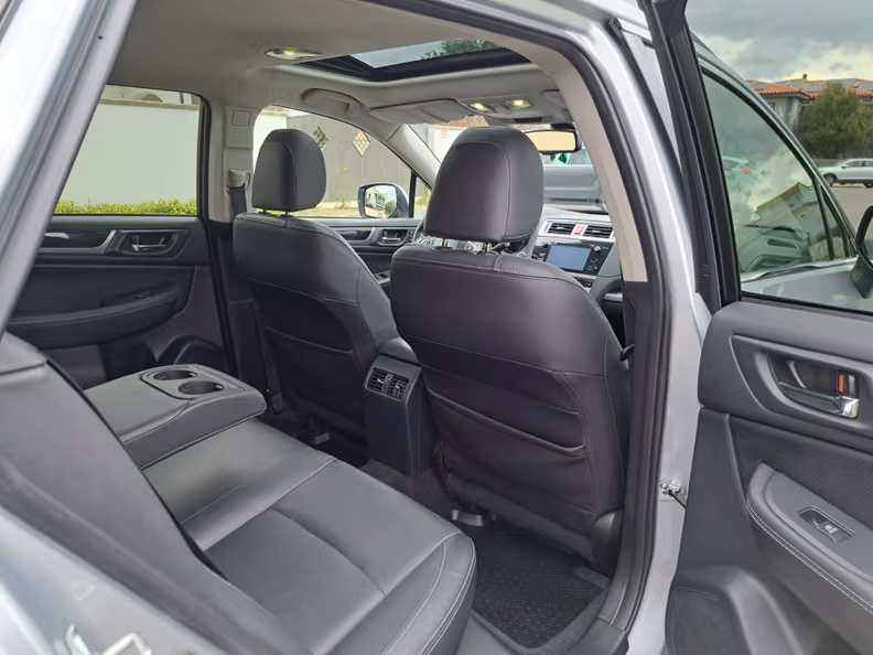 Subaru Outback - 34