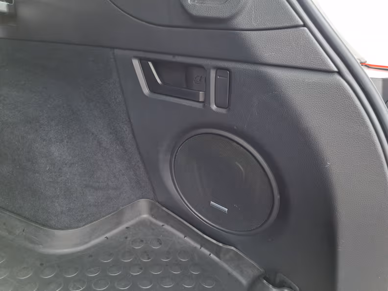Subaru Outback - 32