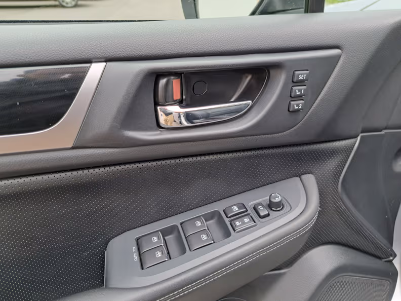 Subaru Outback - 13