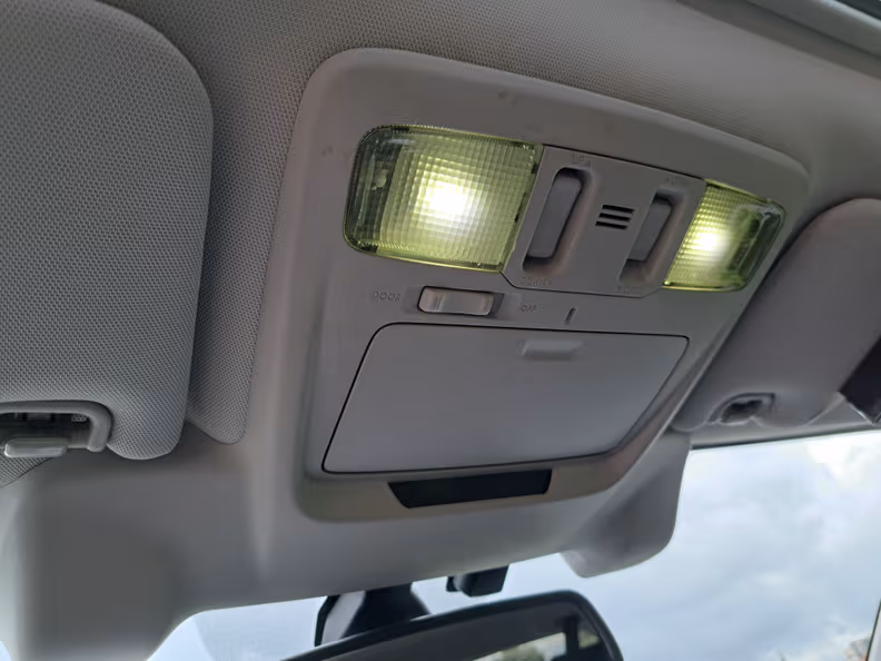 Subaru Outback - 24