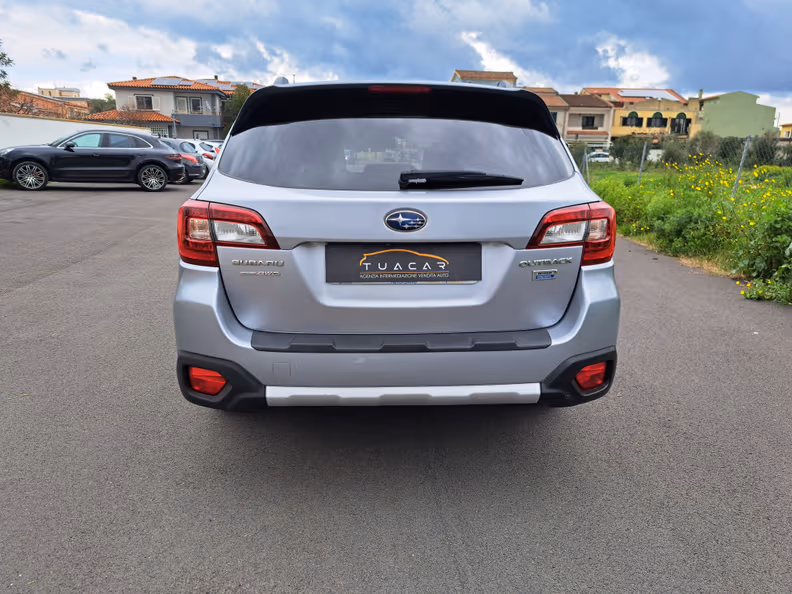 Subaru Outback - 6