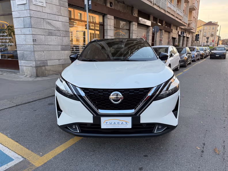 Nissan Qashqai - 2