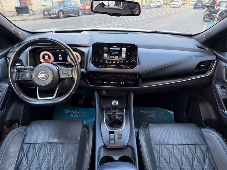 Nissan Qashqai - 12