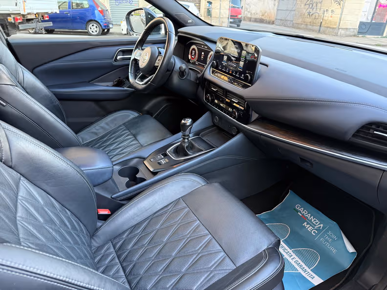 Nissan Qashqai - 27