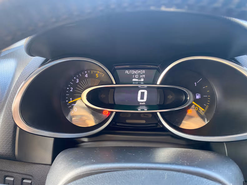 Renault Clio - 14