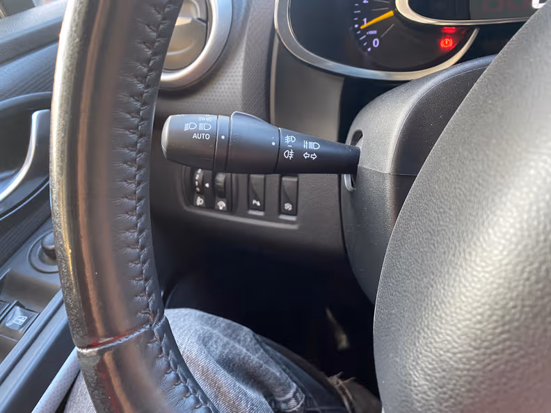 Renault Clio - 30