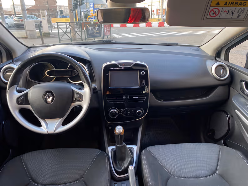Renault Clio - 13