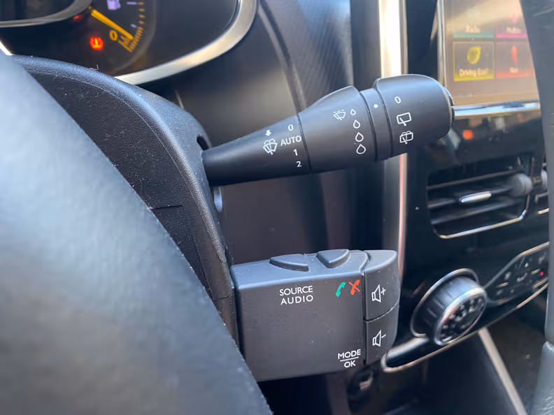 Renault Clio - 28