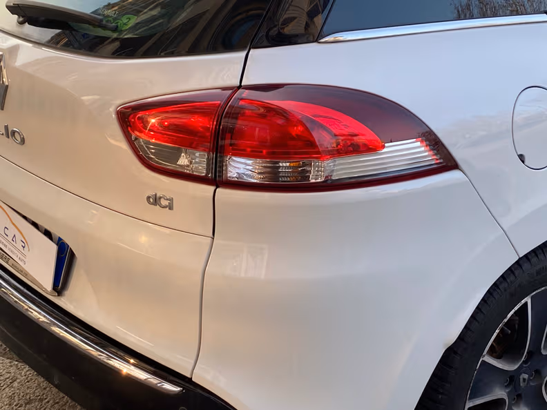 Renault Clio - 10