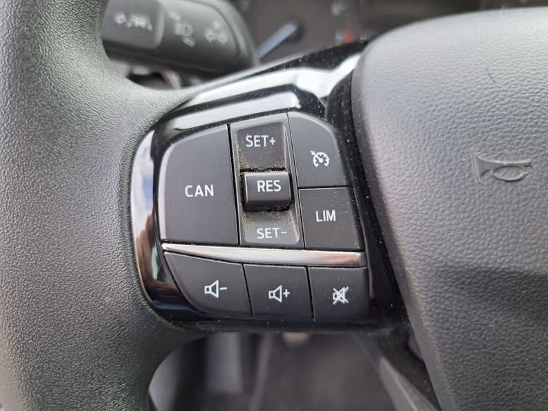 Ford Fiesta - 17