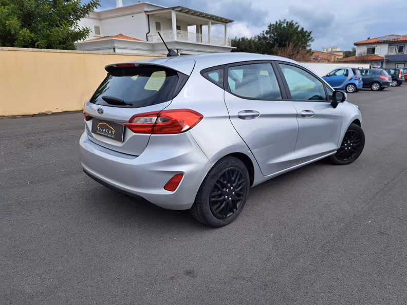 Ford Fiesta - 5