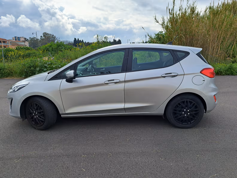 Ford Fiesta - 8