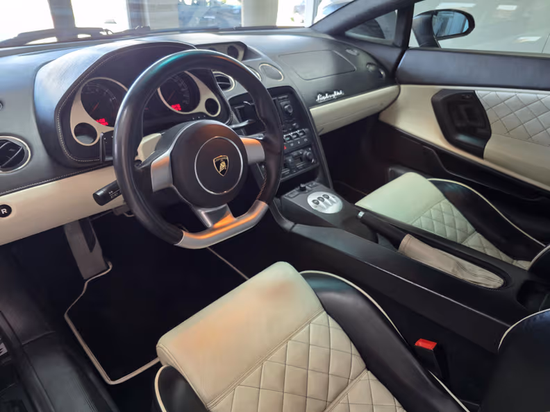 Lamborghini Gallardo - 12