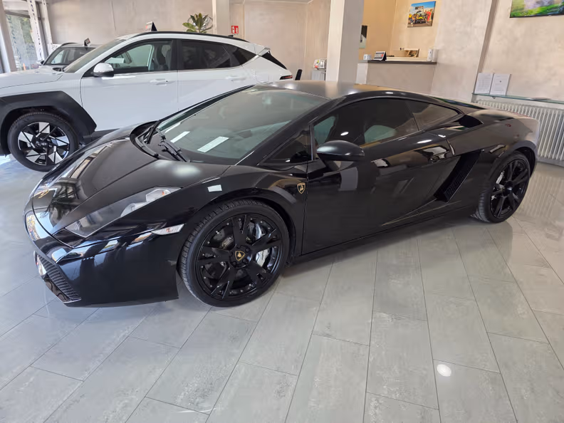Lamborghini Gallardo - 1