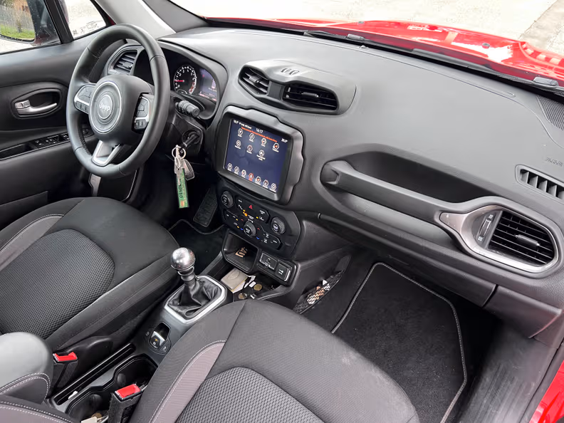 Jeep Renegade - 10