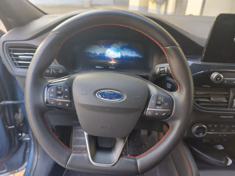 Ford Kuga - 15