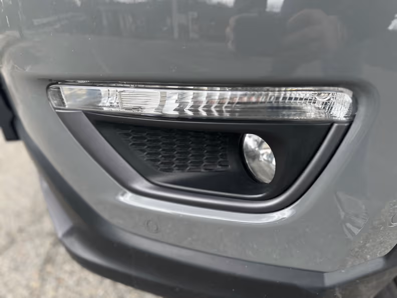 Jeep Compass - 28