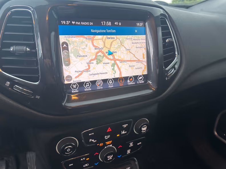 Jeep Compass - 36