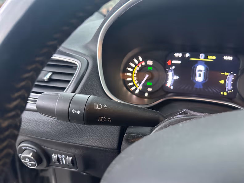 Jeep Compass - 43