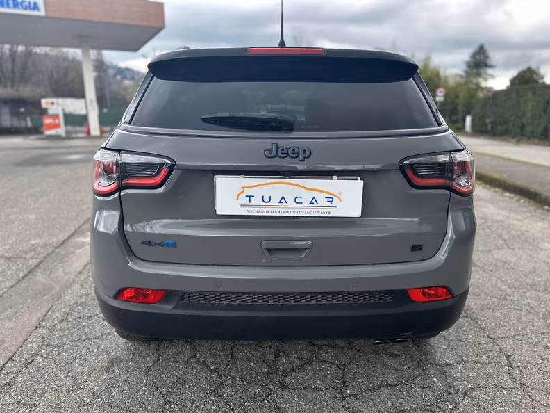 Jeep Compass - 22