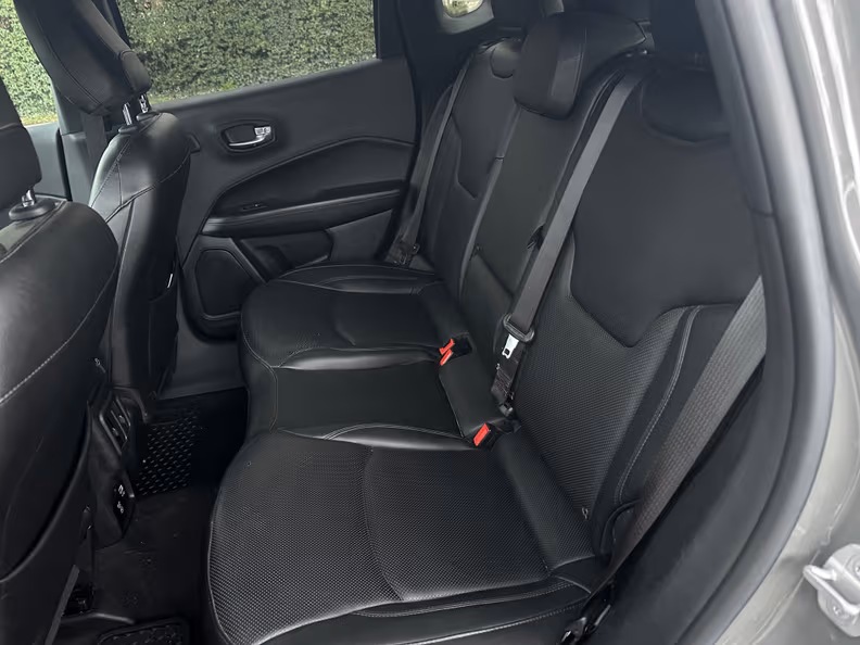 Jeep Compass - 10