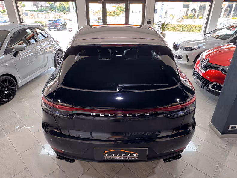 Porsche Macan - 9
