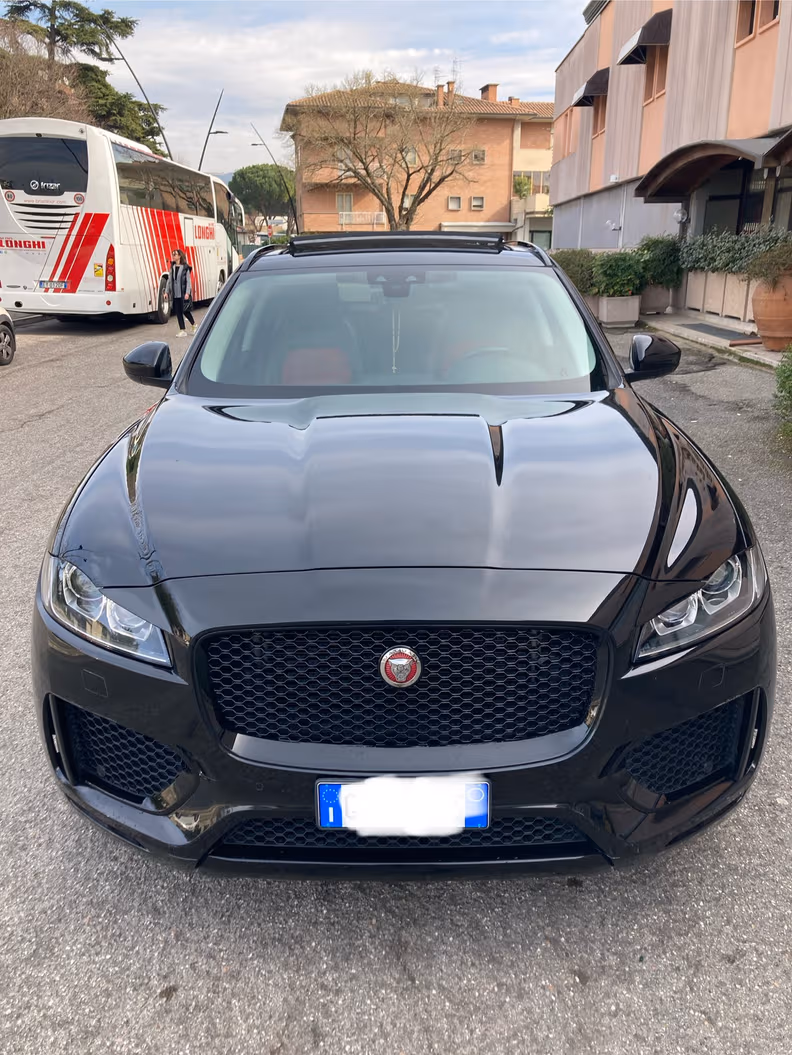 Jaguar F-Pace - 2