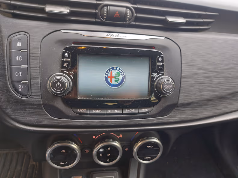 Alfa Romeo Giulietta - 18