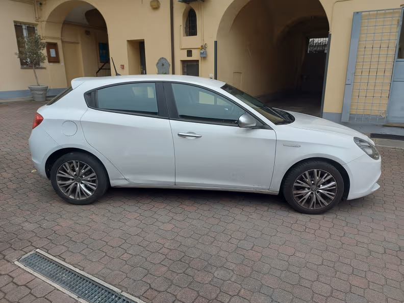 Alfa Romeo Giulietta - 4