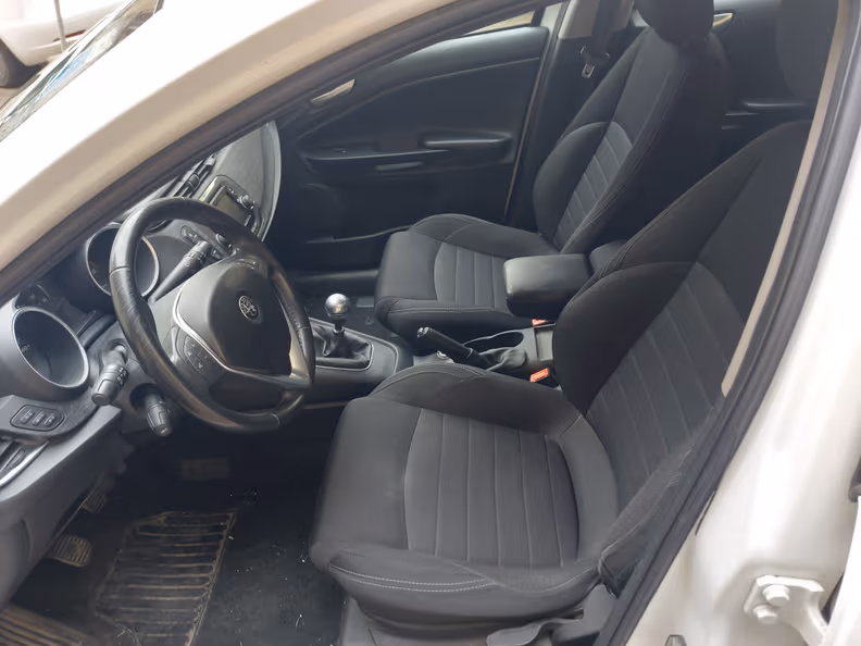 Alfa Romeo Giulietta - 14