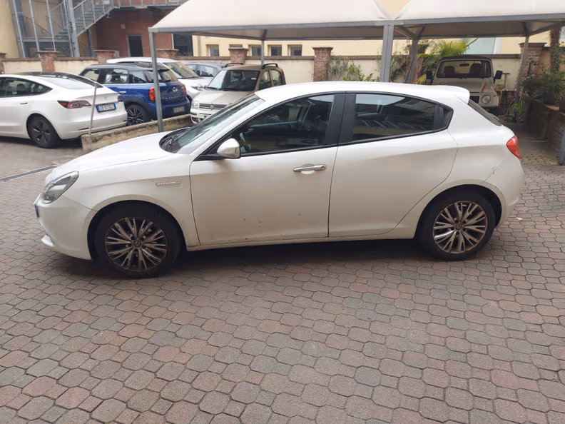 Alfa Romeo Giulietta - 10