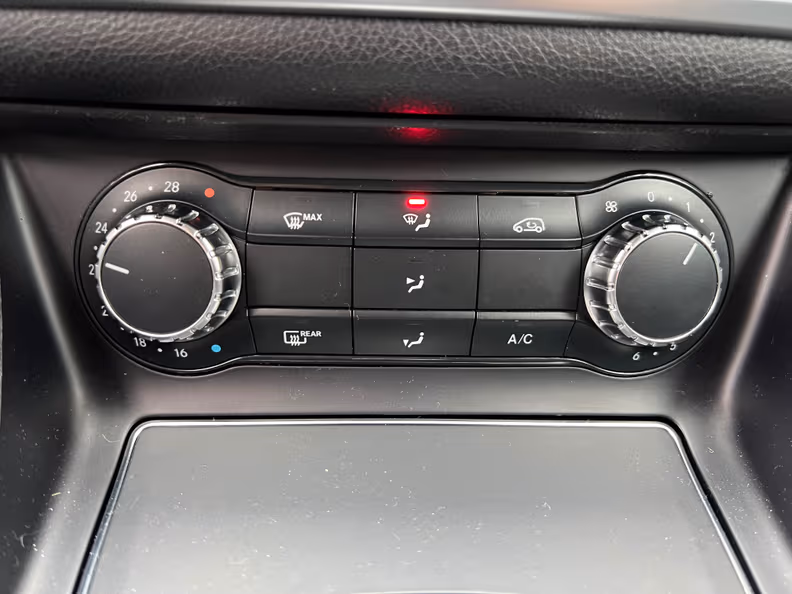 Mercedes-Benz CLA-Class - 22