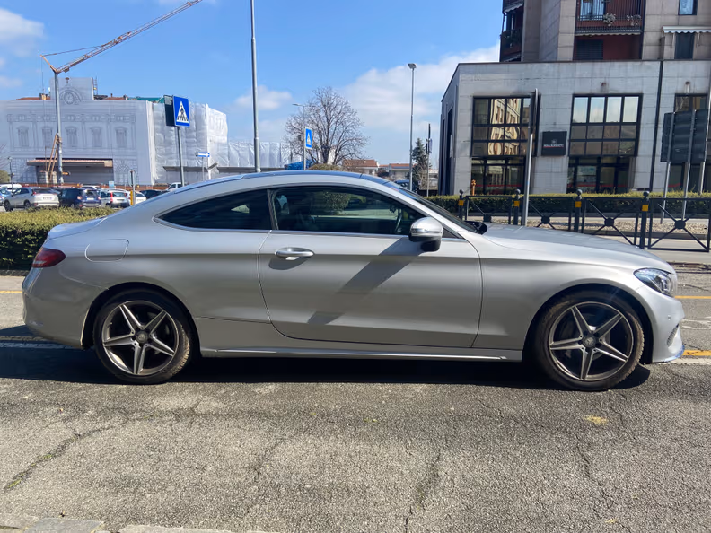Mercedes-Benz C-Class - 4