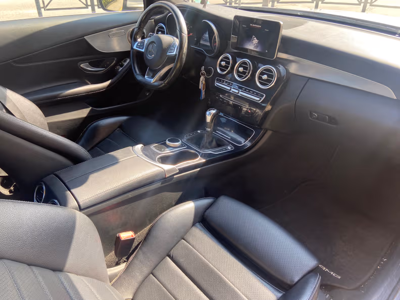 Mercedes-Benz C-Class - 12