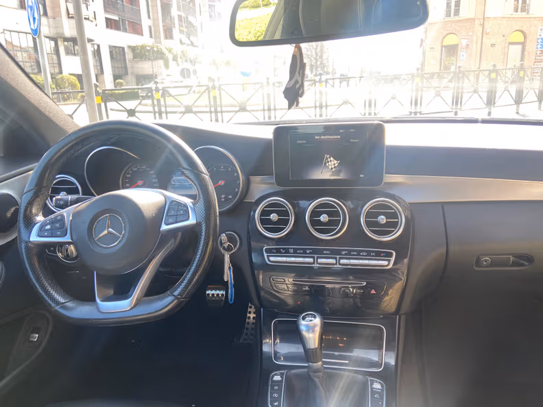 Mercedes-Benz C-Class - 11