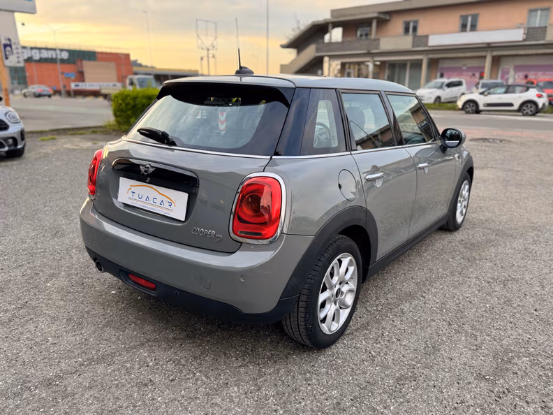 MINI 3-door / 5-door Hatch - 5