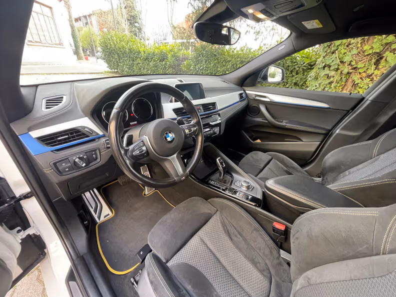 BMW X2 - 24