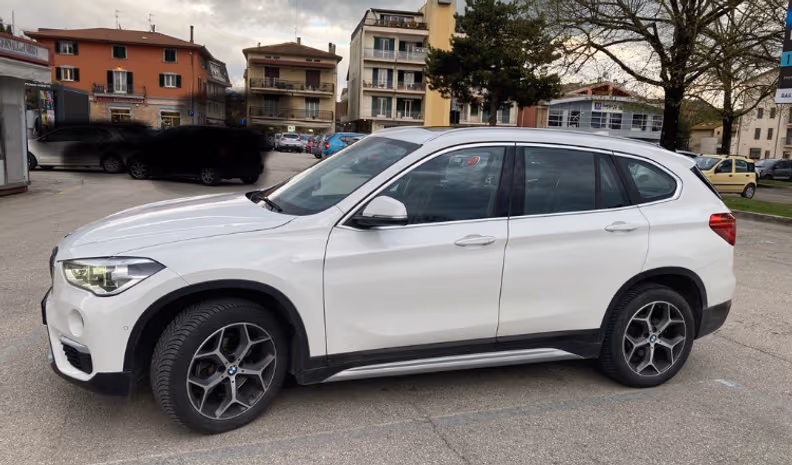 BMW X1 - 10