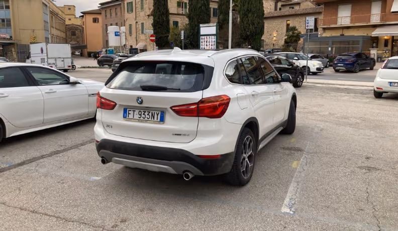 BMW X1 - 4