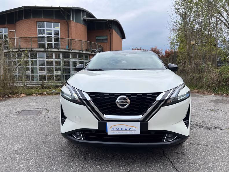 Nissan Qashqai - 2