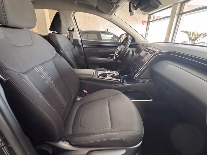 Hyundai Tucson - 13