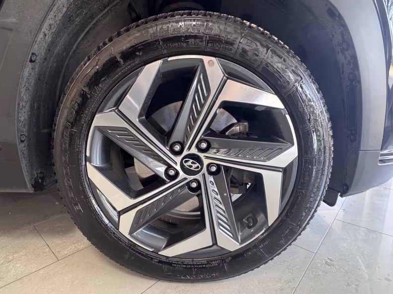 Hyundai Tucson - 14