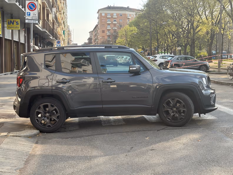 Jeep Renegade - 4
