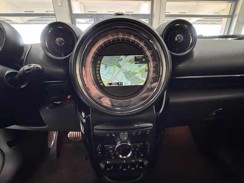 MINI Paceman - 10