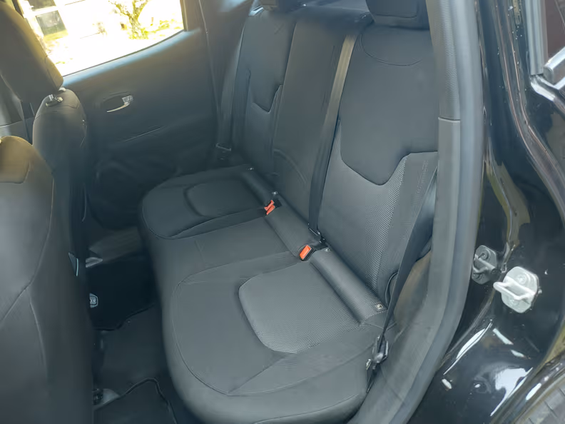 Jeep Renegade - 19